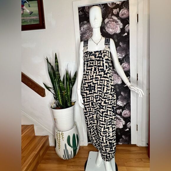 New Free People x FP Movement Hit The Slopes - Picture 6 of 9